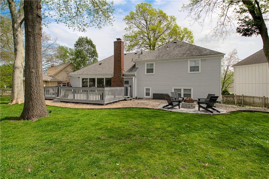 7626 canterbury Drive — photo 36