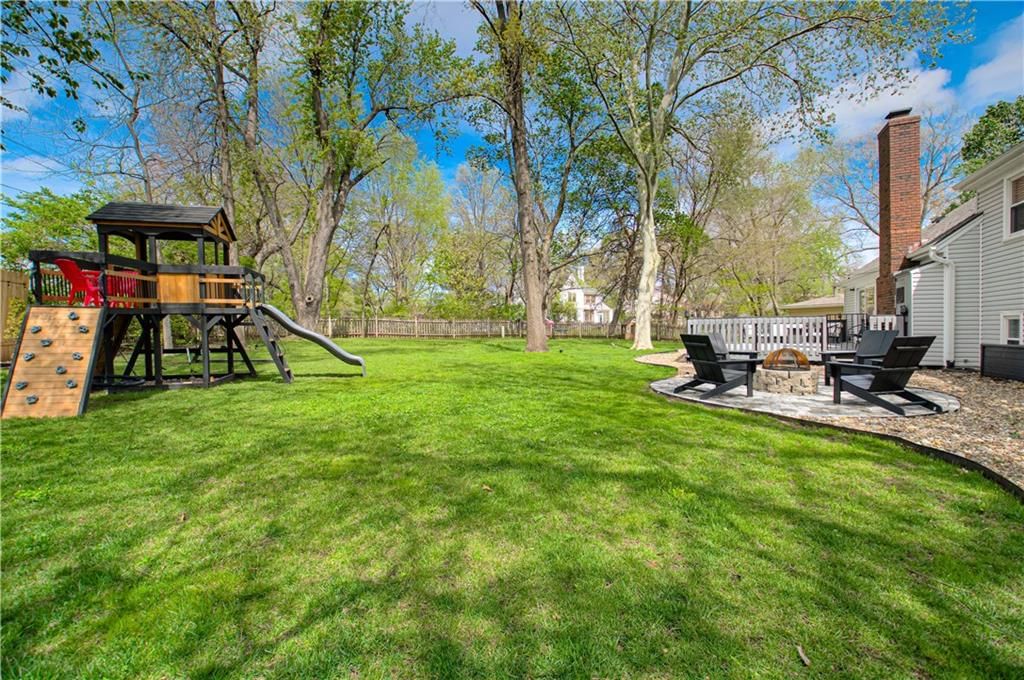 7626 canterbury Drive — photo 38