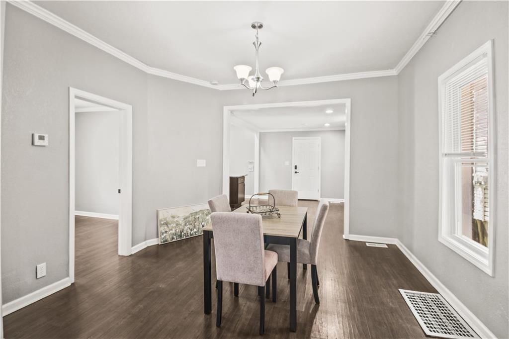 753 Simpson Avenue — photo 9