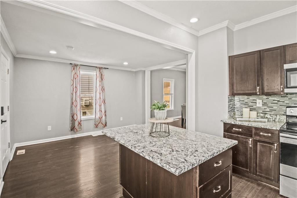 753 Simpson Avenue — photo 11