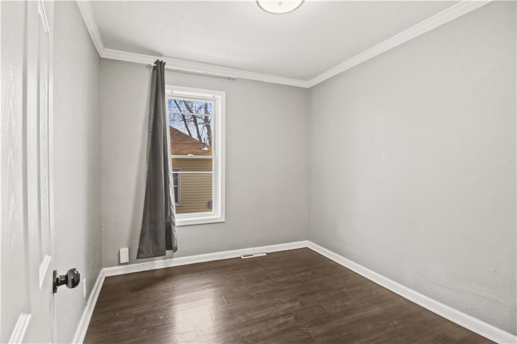 753 Simpson Avenue — photo 18