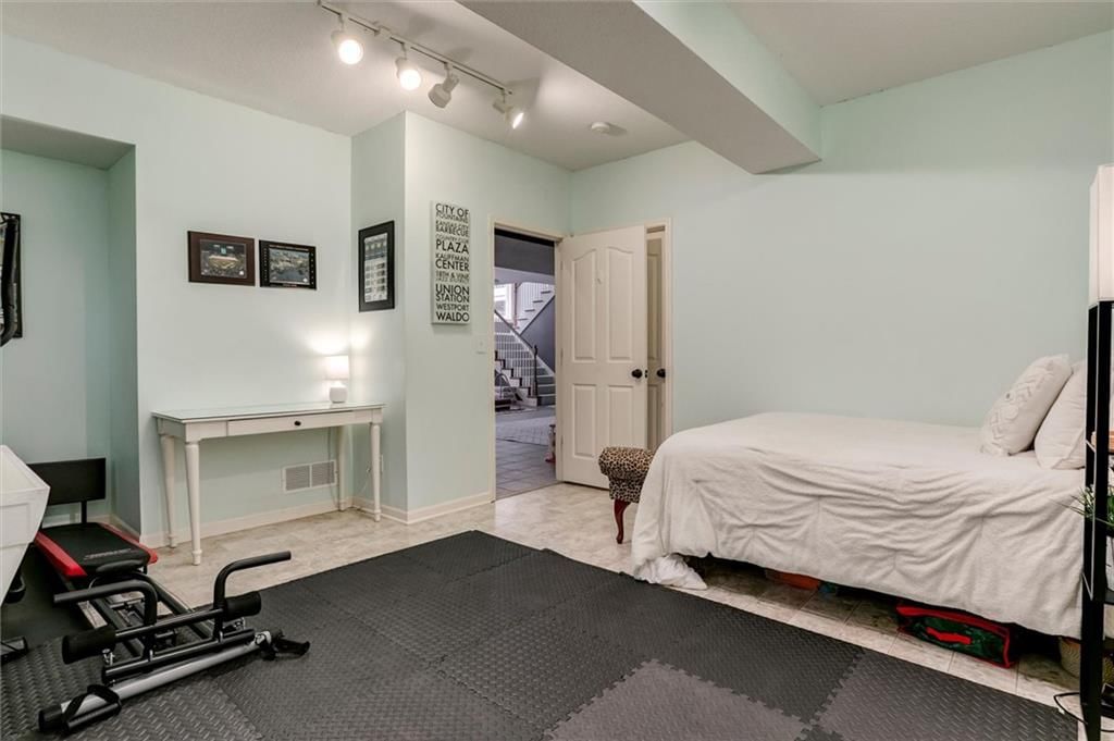 700 SW Winterstar Drive — photo 24