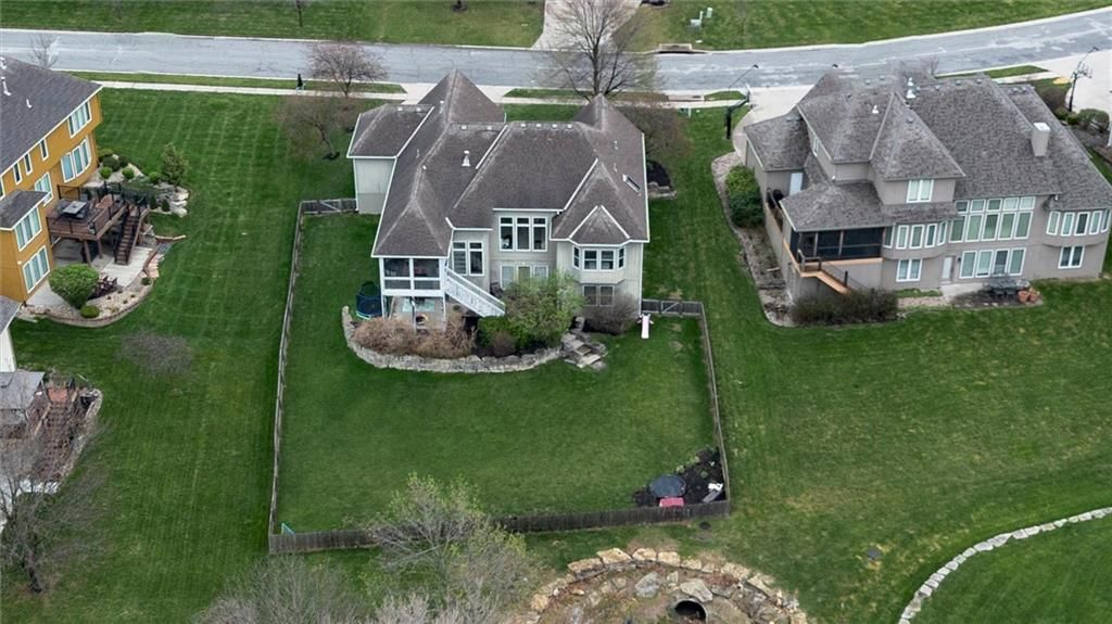 700 SW Winterstar Drive — photo 34
