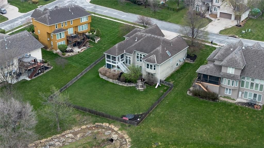 700 SW Winterstar Drive — photo 35