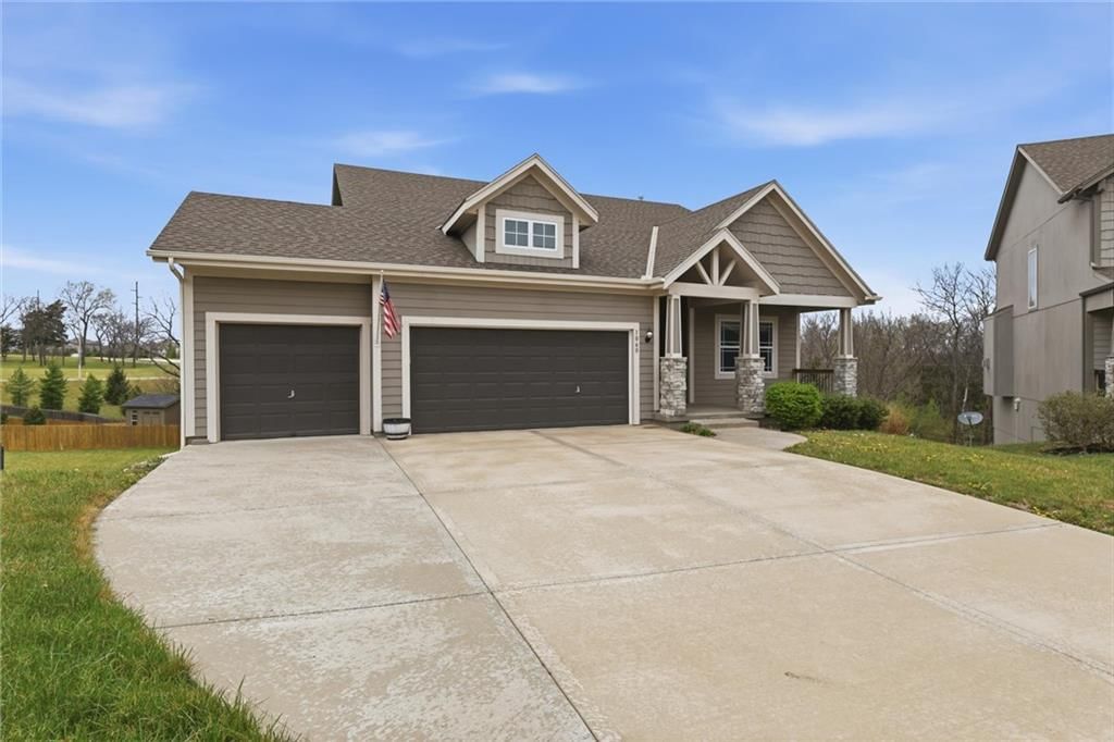 1060 N Sumac Street — photo 3