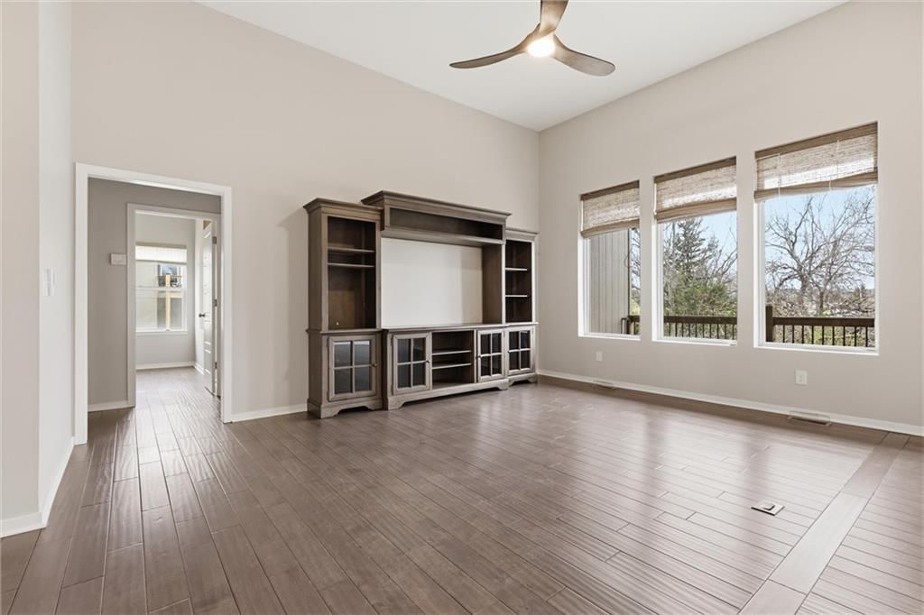 1060 N Sumac Street — photo 5