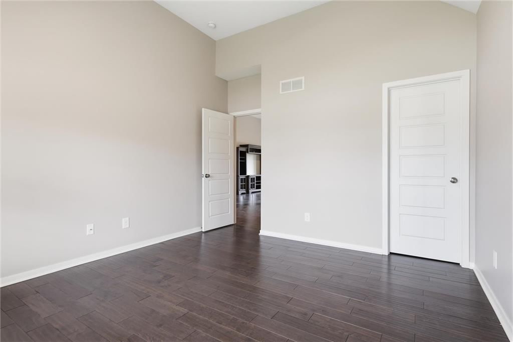 1060 N Sumac Street — photo 18