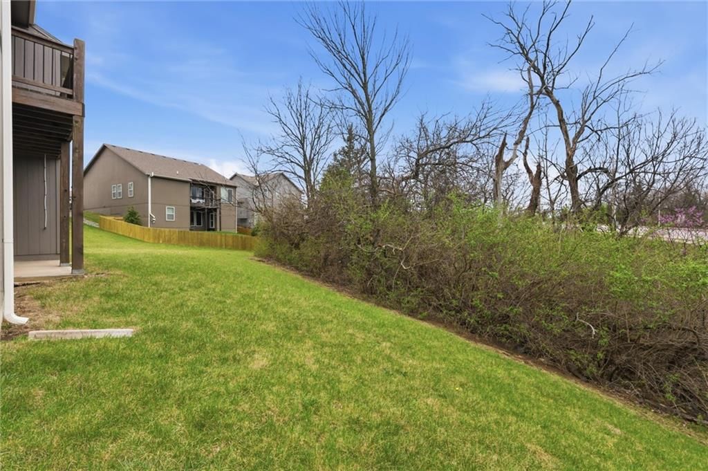 1060 N Sumac Street — photo 33