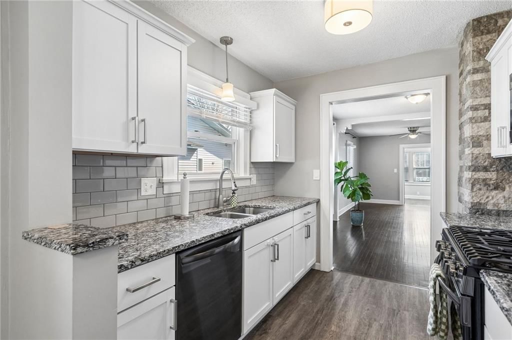 528 S Hardy Avenue — photo 12