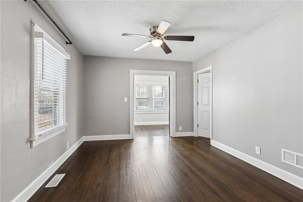 528 S Hardy Avenue — photo 17