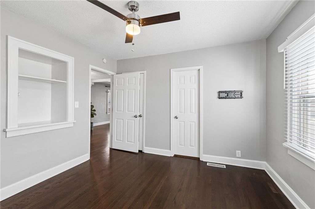 528 S Hardy Avenue — photo 18