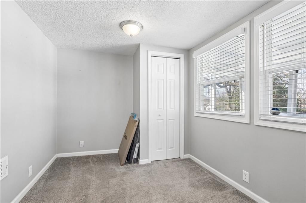 528 S Hardy Avenue — photo 19