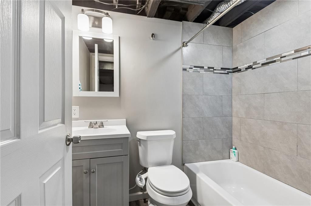 528 S Hardy Avenue — photo 23