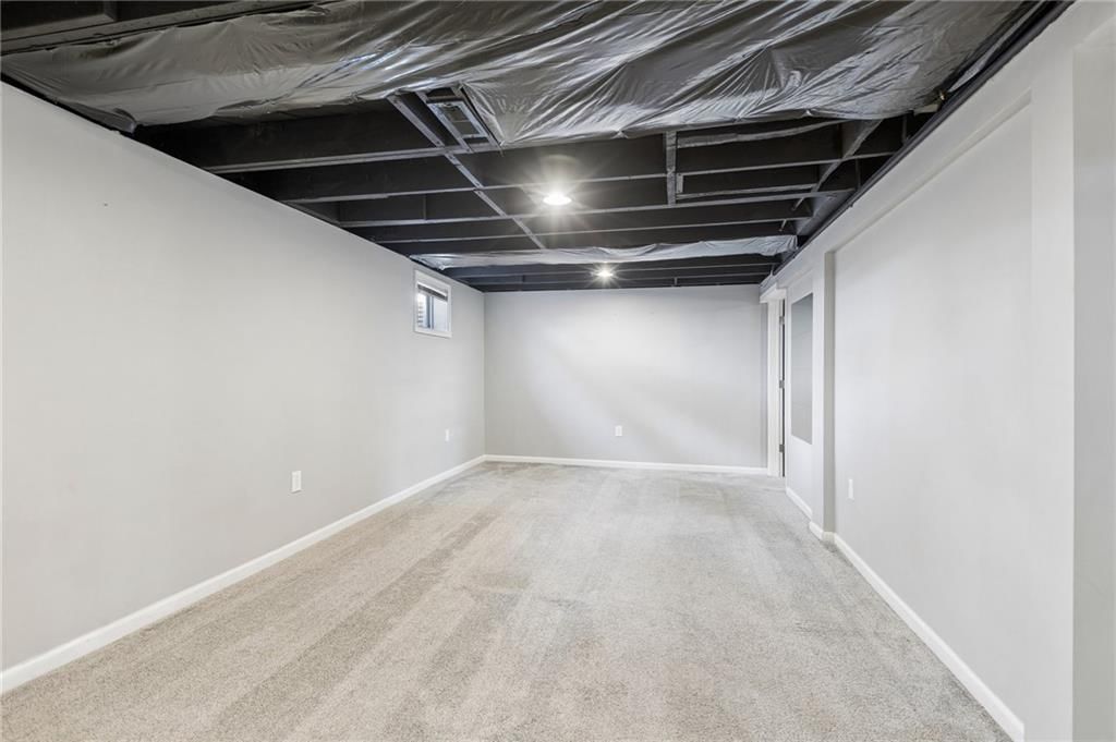 528 S Hardy Avenue — photo 24