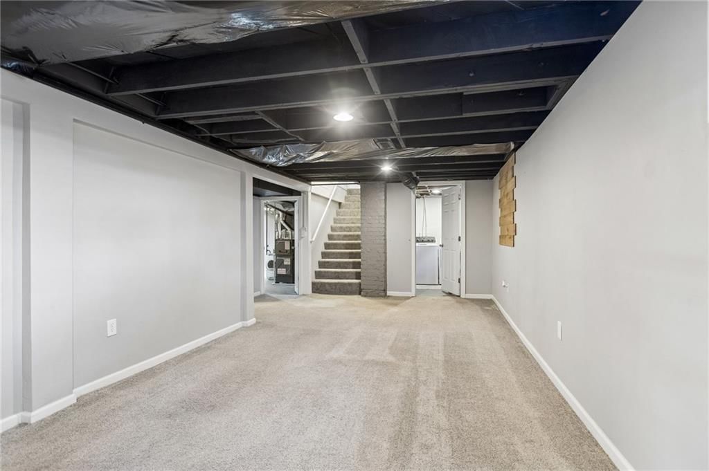 528 S Hardy Avenue — photo 25