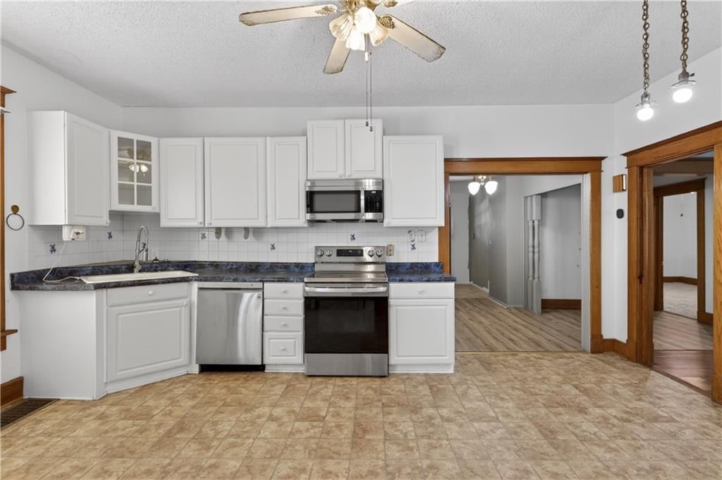 612 W Cherry Street — photo 24