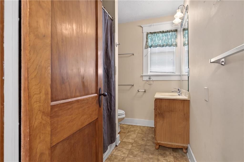 612 W Cherry Street — photo 34