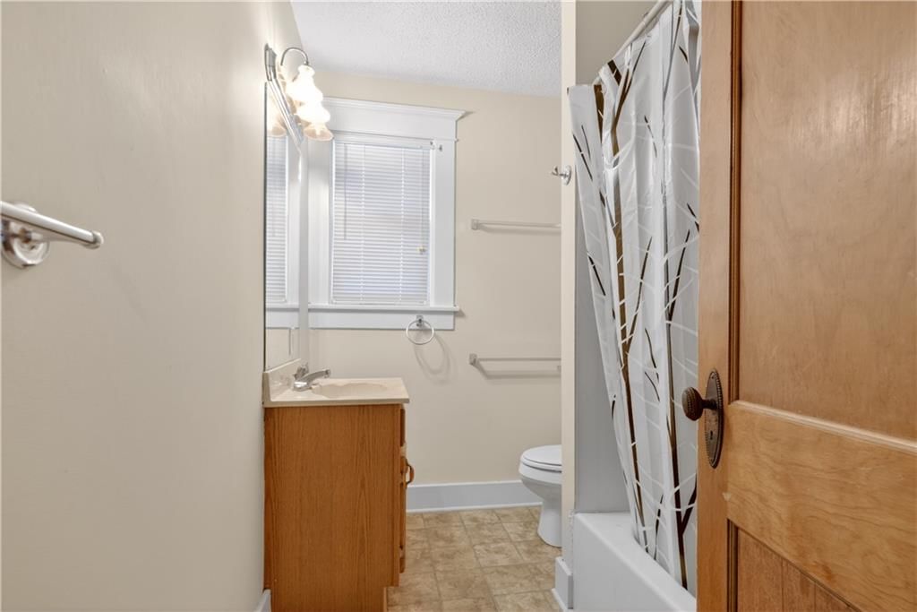 612 W Cherry Street — photo 46