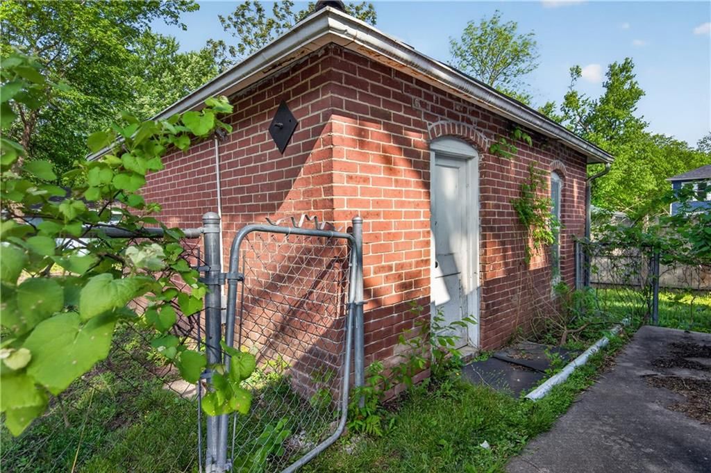 612 W Cherry Street — photo 54