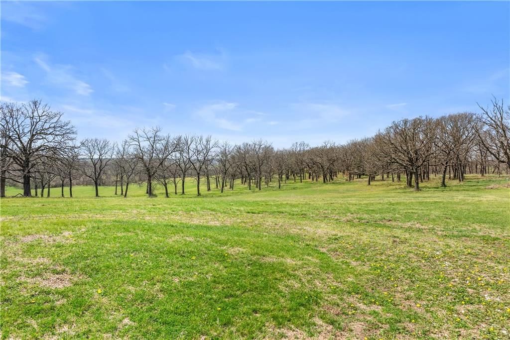 22400 N Frontage Road — photo 32