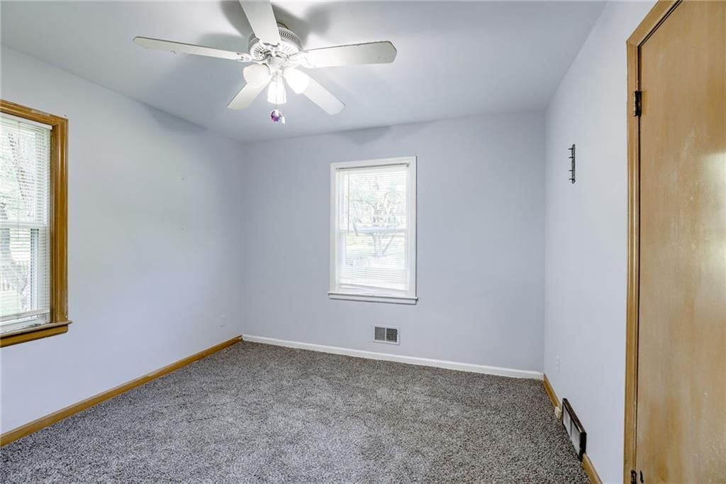 11003 E 60th Terrace — photo 14