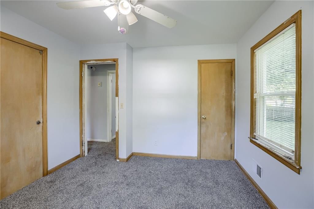 11003 E 60th Terrace — photo 15