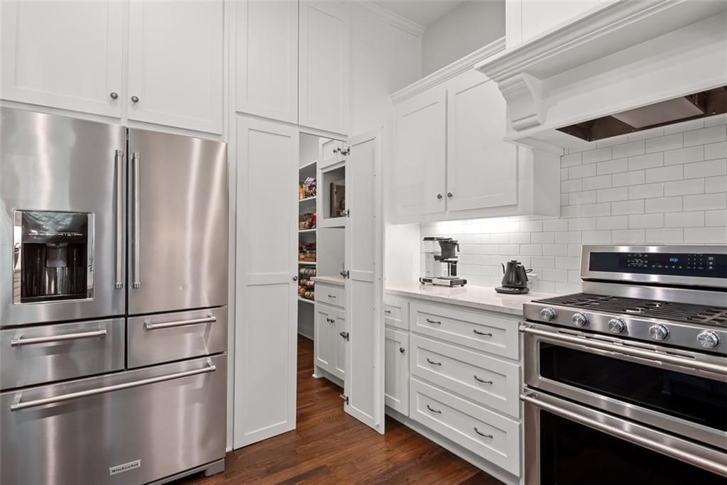 20534 W 113th Street — photo 12