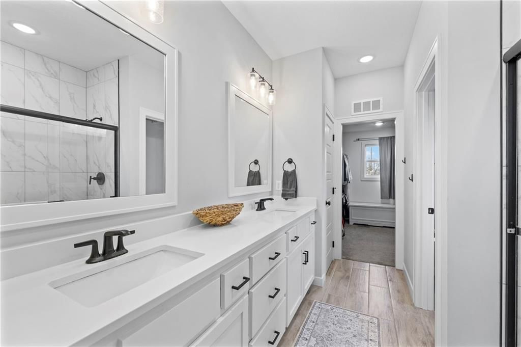 18910 Ocheltree Street — photo 26