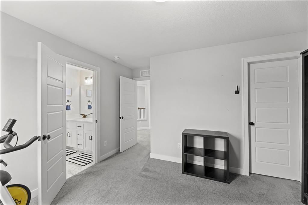 18910 Ocheltree Street — photo 34