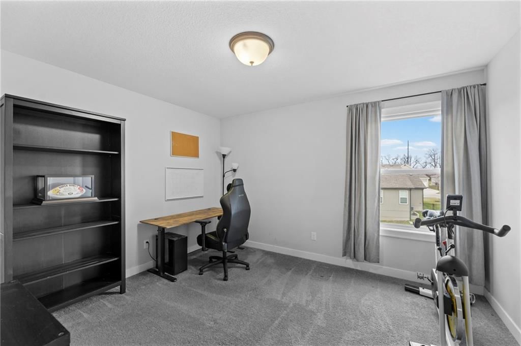 18910 Ocheltree Street — photo 35