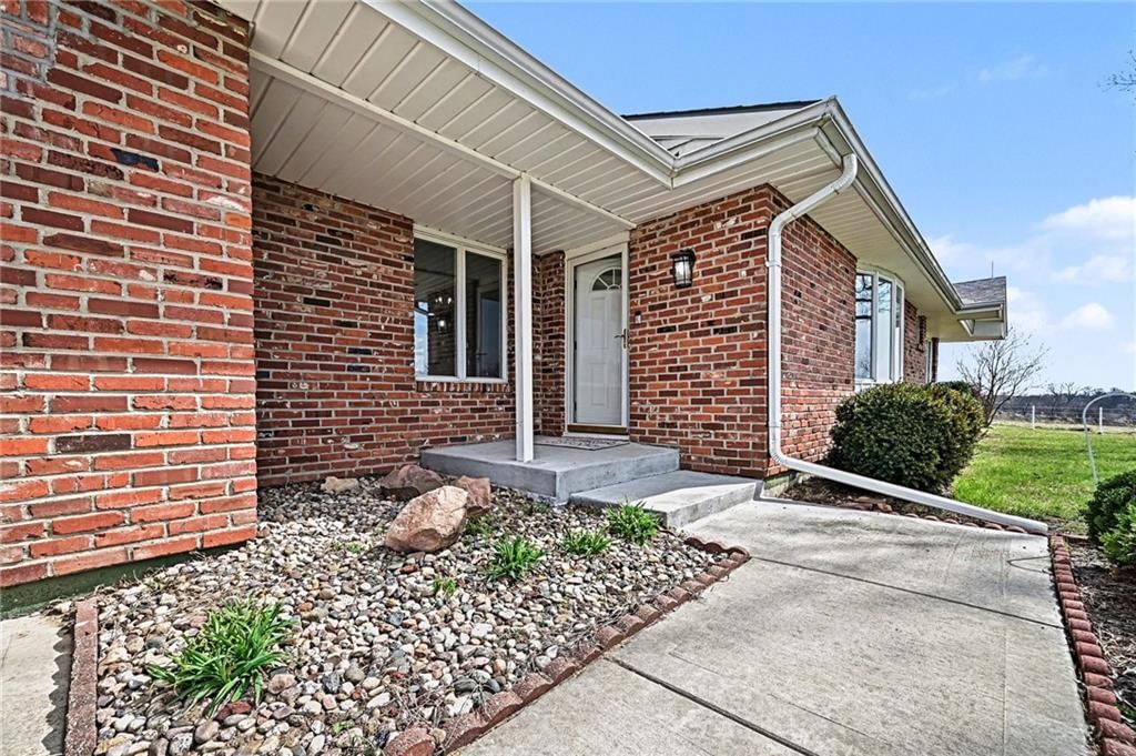 6409 Clinton County Line Road — photo 3