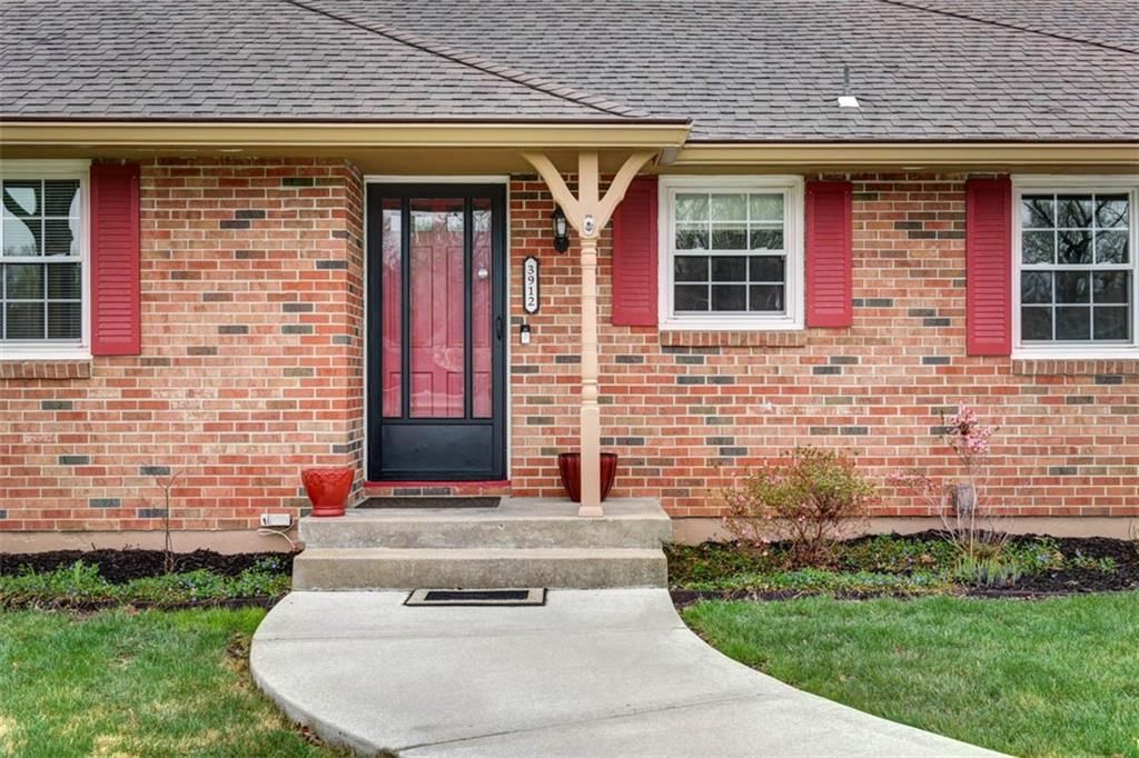 3912 S Christopher Circle — photo 2