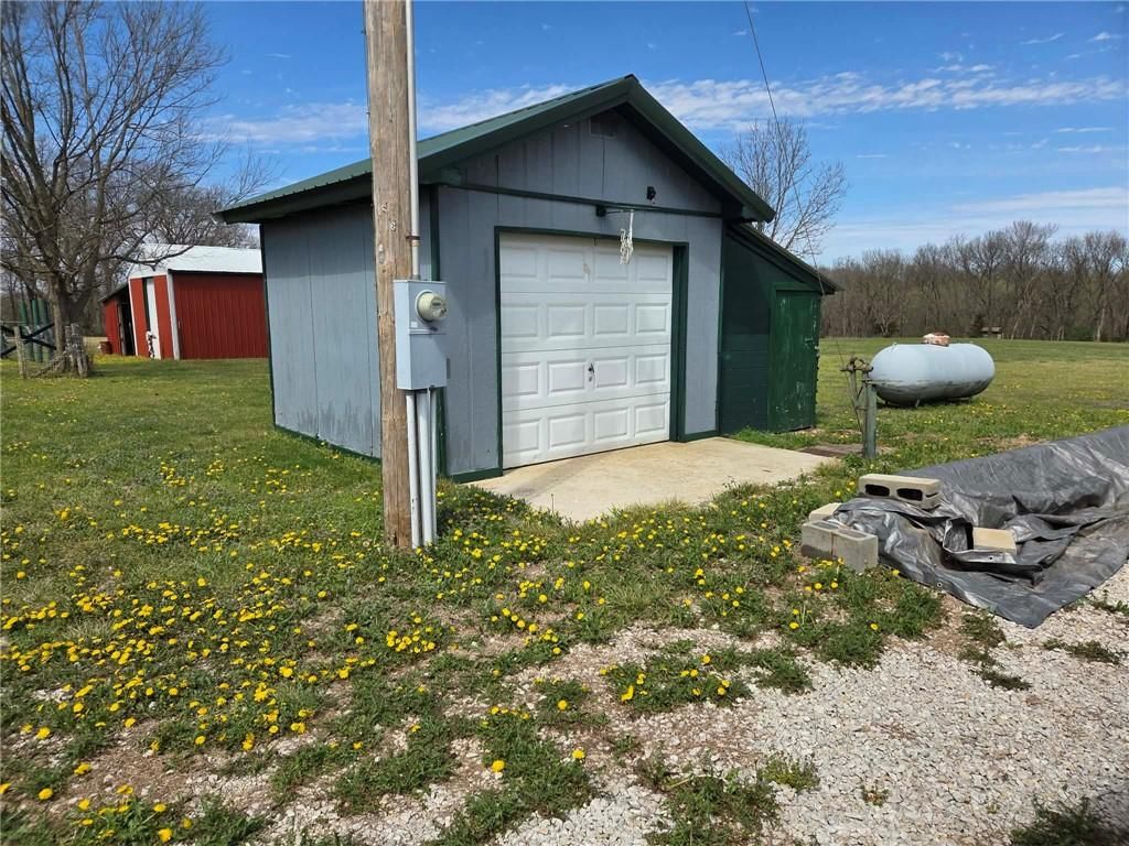 1449 Indian Road — photo 7