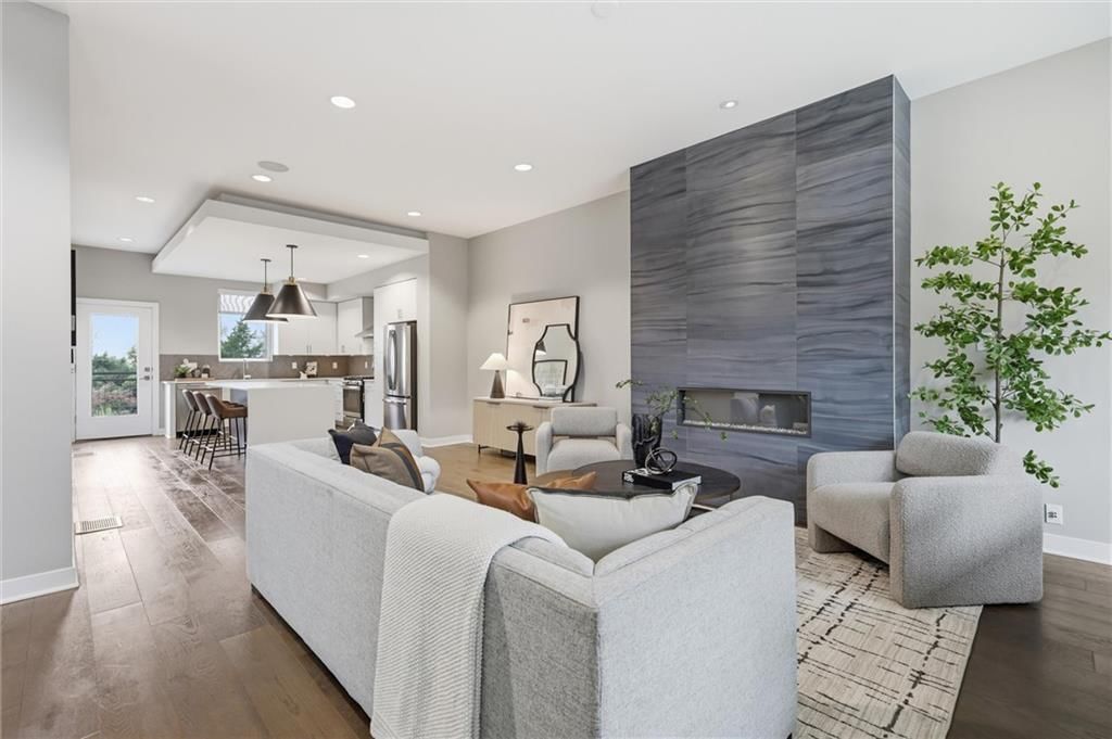 1722 Madison Avenue — photo 6