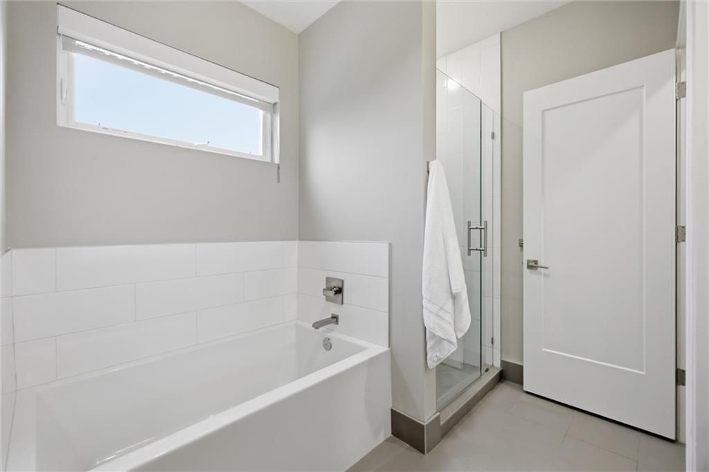 1722 Madison Avenue — photo 22