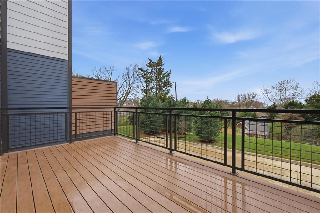 1722 Madison Avenue — photo 32