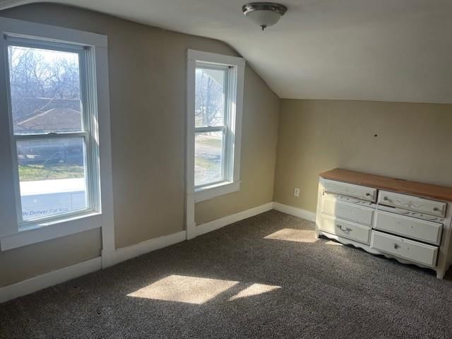 325 Brown Avenue — photo 3