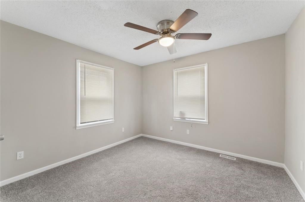 2200 S Hall Road — photo 16