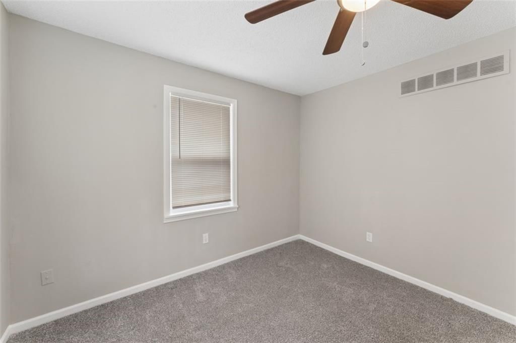 2200 S Hall Road — photo 21