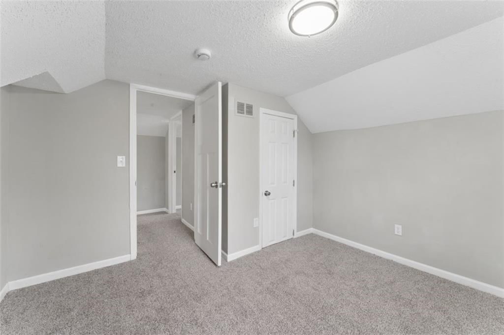 2200 S Hall Road — photo 27