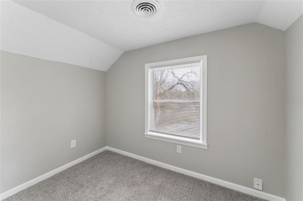 2200 S Hall Road — photo 30