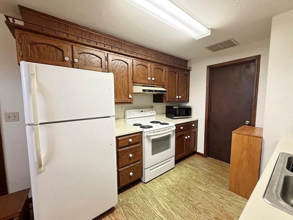 3705 E 150 Road — photo 18