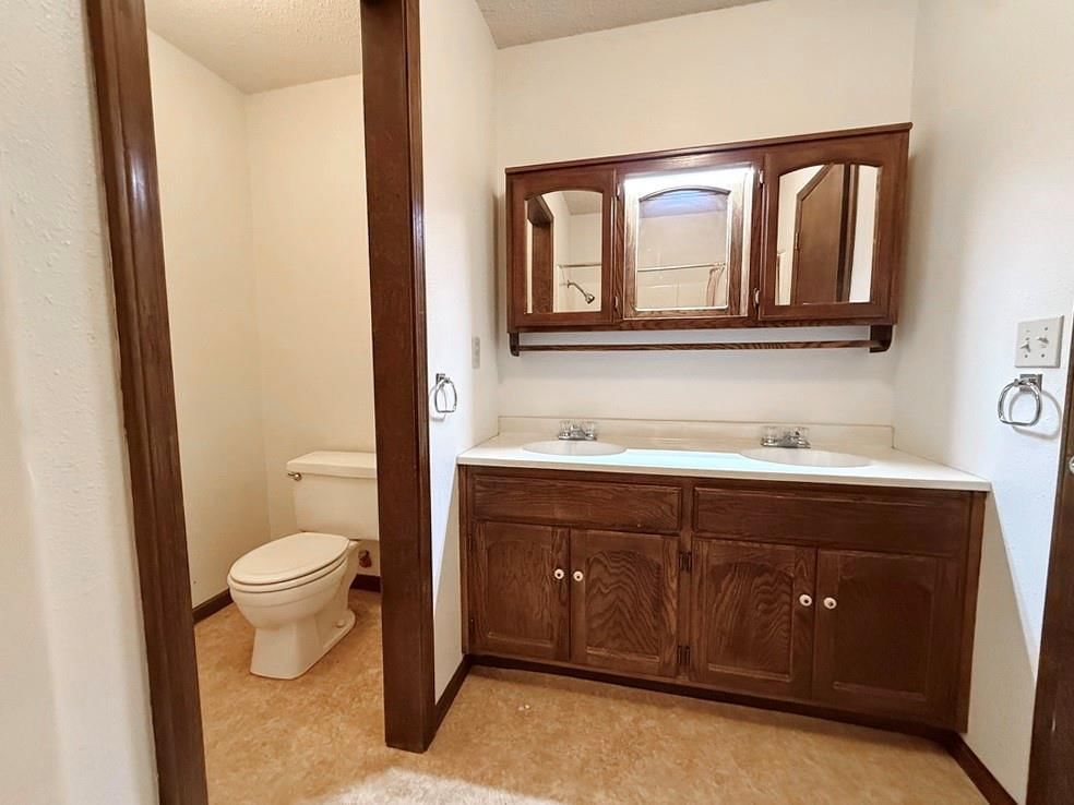 3705 E 150 Road — photo 31