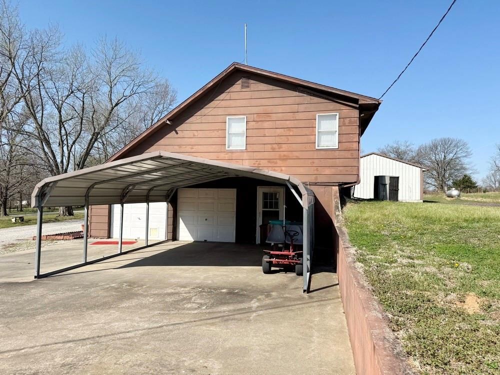 3705 E 150 Road — photo 33