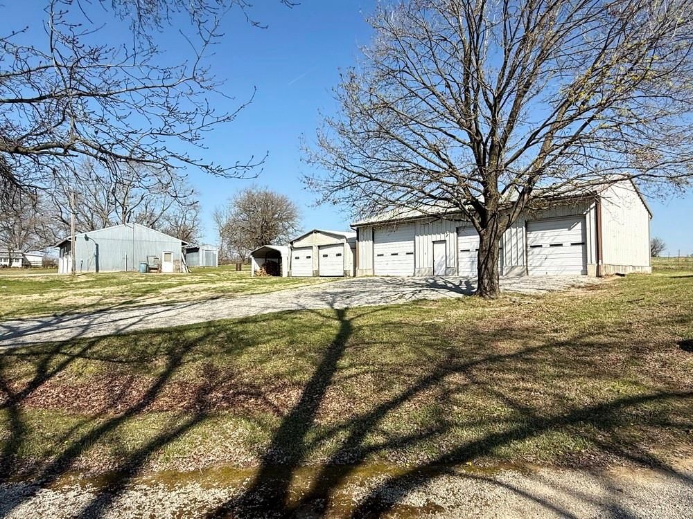 3705 E 150 Road — photo 40