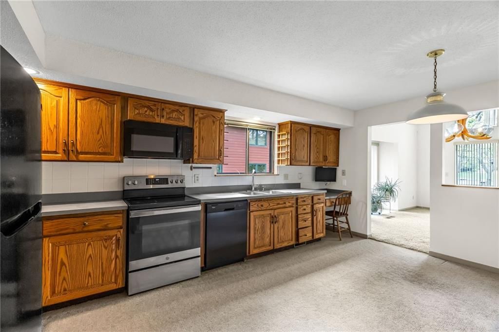 8216 NW Forest Drive — photo 4