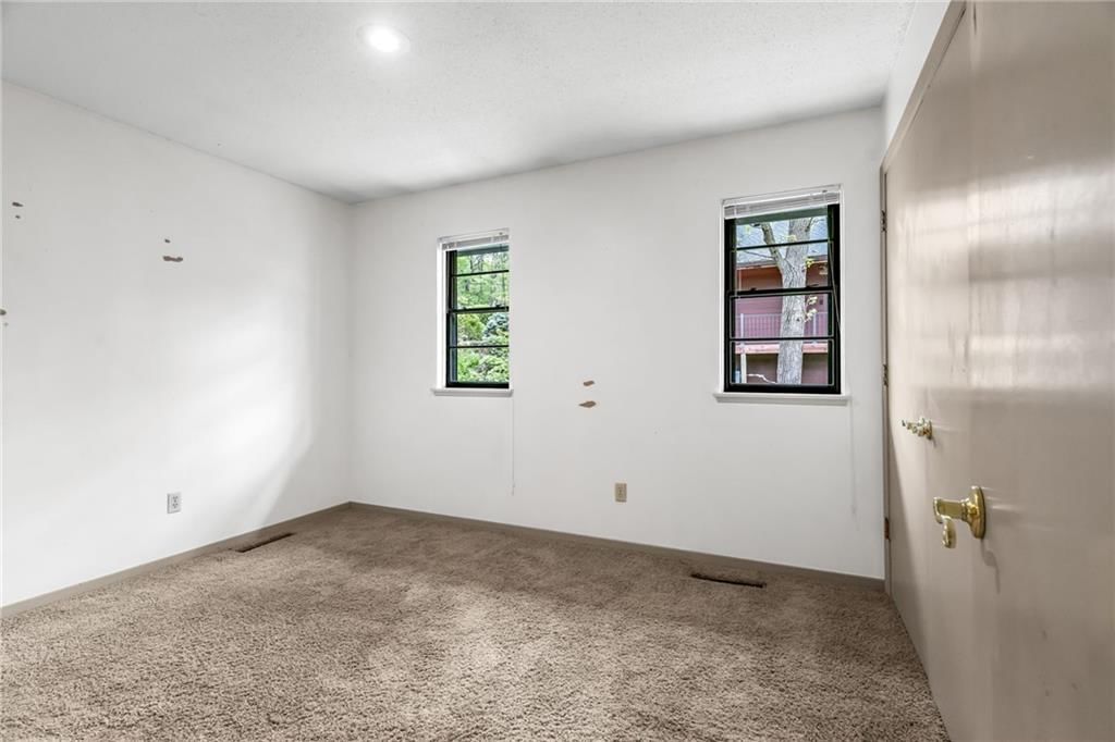 8216 NW Forest Drive — photo 16