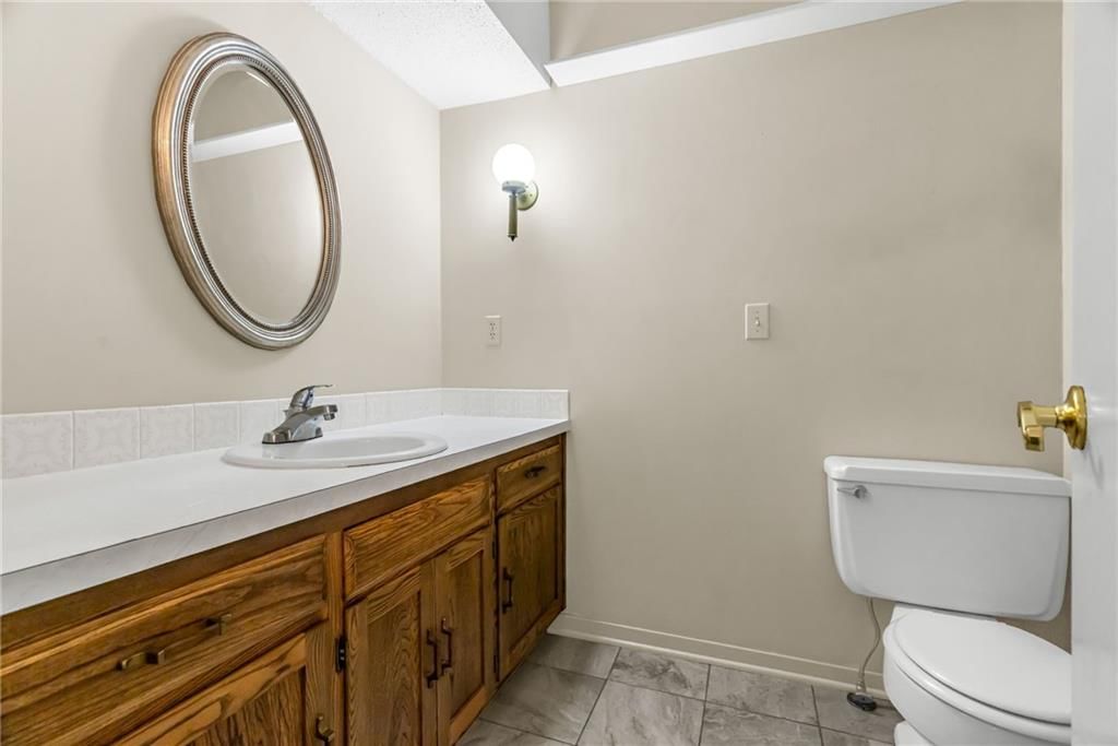 8216 NW Forest Drive — photo 17