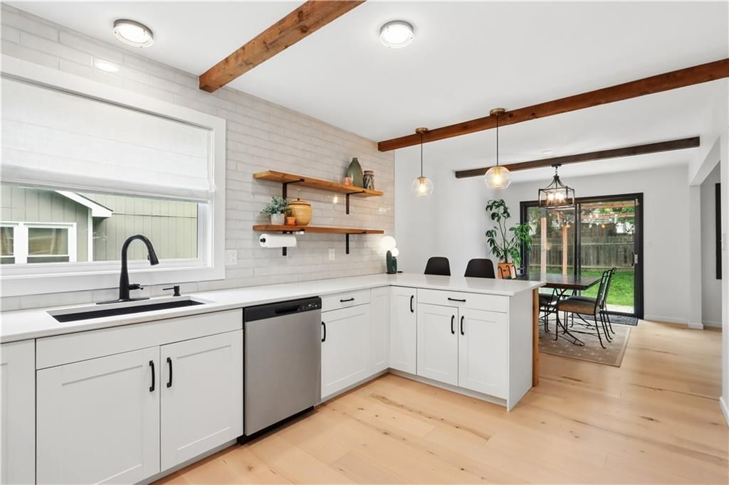 3008 W 28th Street — photo 11