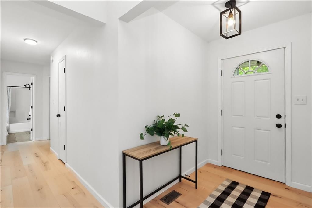 3008 W 28th Street — photo 13